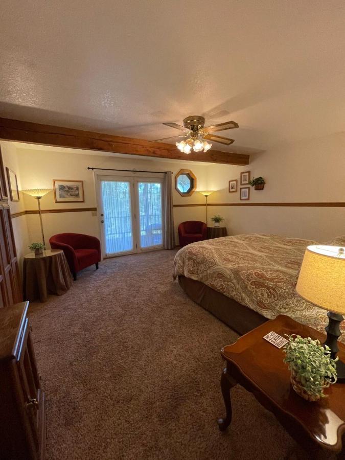 Berkshire Inn Groveland Exterior foto
